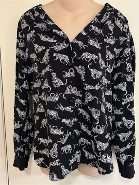 Bellatrix women's cheetah black white blouse With Open Back Size M